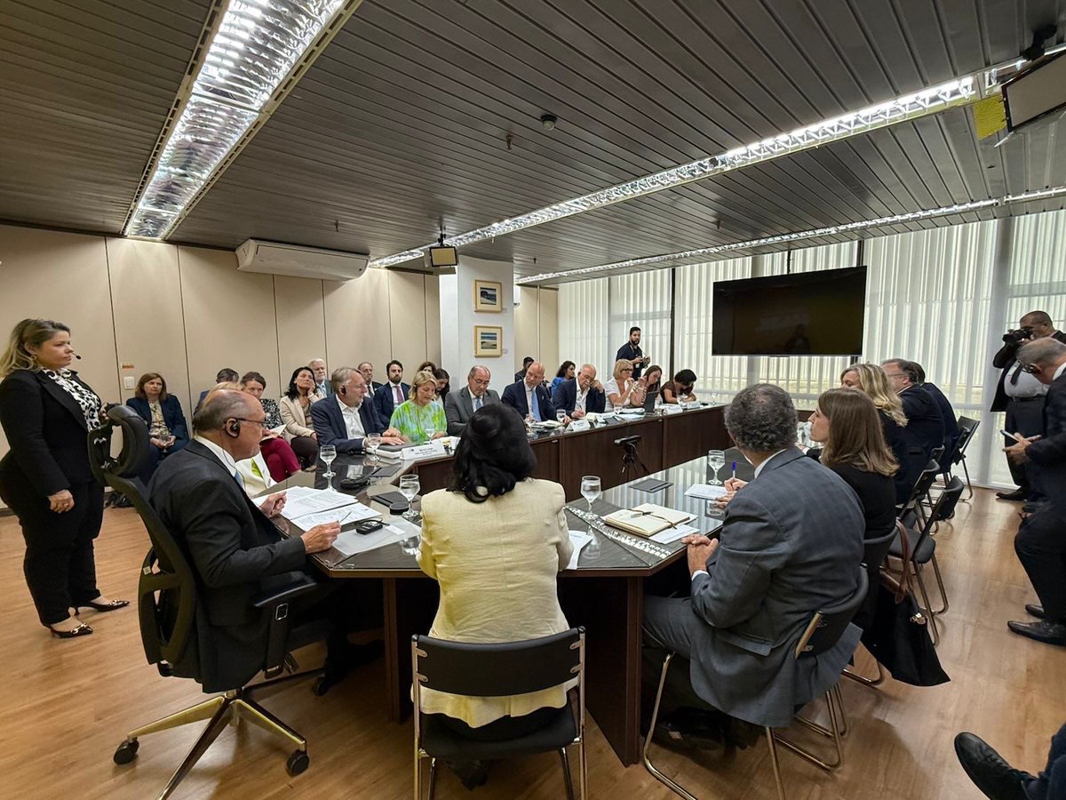 🇧🇷🇪🇺Esta semana, enquanto presidente da Delegação das relações EU-Brasil (D-BR), participo numa missão ao Brasil, no âmbito das conversações sobre o acordo União Europeia/Mercosul. Integro uma delegação da Comissão do Comércio Internacional do Parlamento Europeu (INTA), com o