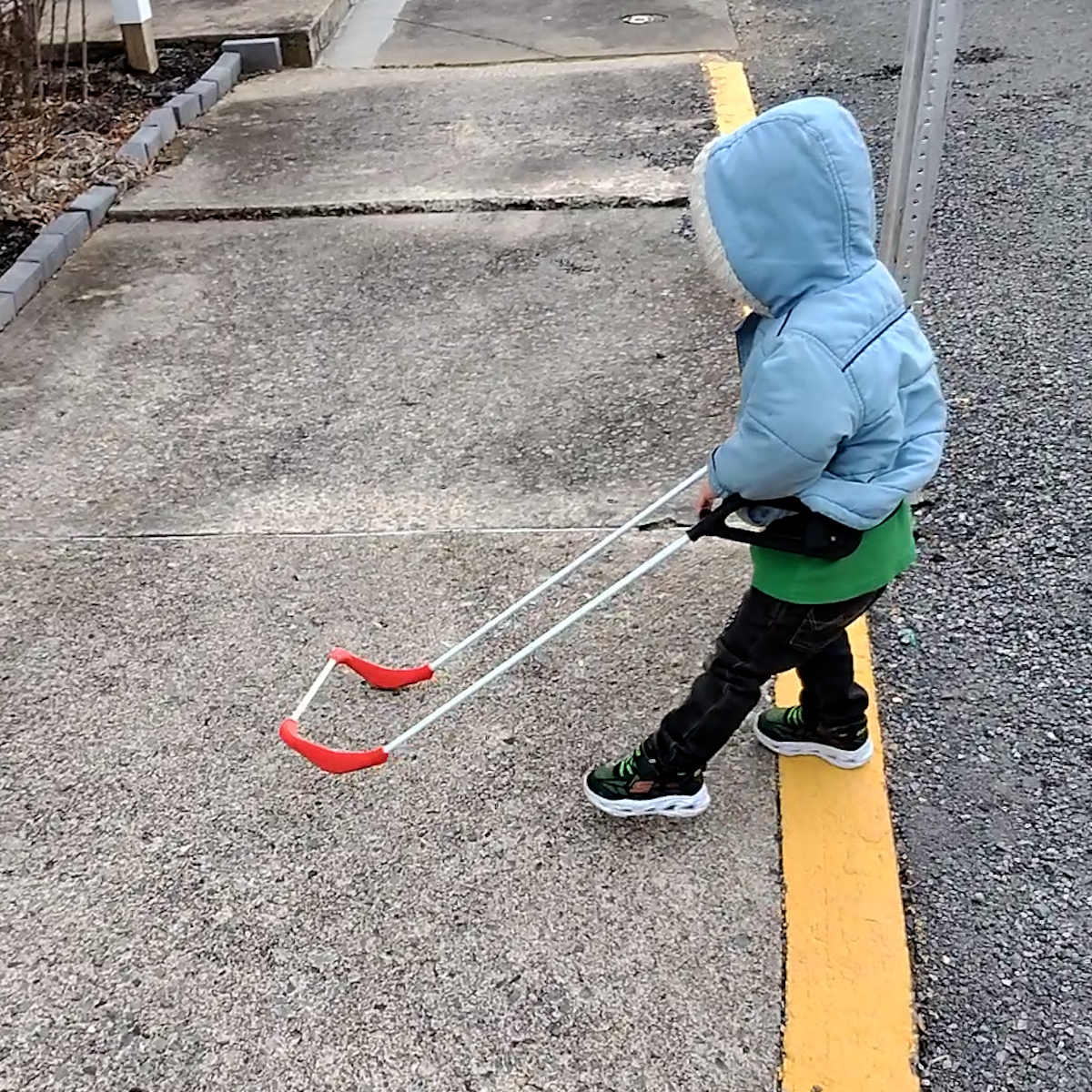 SafeToddles's tweet image. Looking for the best mobility aid for your little ones? 🌟 The Pediatric Belt Cane offers support and safety tailored just for them! Check it out at wix.to/4zBOk8C and discover how it can make a difference! #PediatricCare #MobilityMatters #SafetyFirst