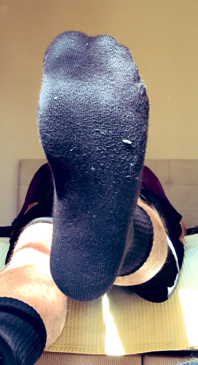 masterEmir02's tweet photo. Siyah çorap sevenler için özenle giyildi.  #footlicker #slave #houseslave #feetworshi̇p #slave #köle #ayakfetişi #ayakfetisi #finansalköle #Master #Sahip #finansalkole #corapfetisi #köle #finansalköpek #Master #bdsm #ayakfetisi #finansalköle #ayakfetiş #ayakkölesi #stinkysocks https://t.co/47XUteJygf