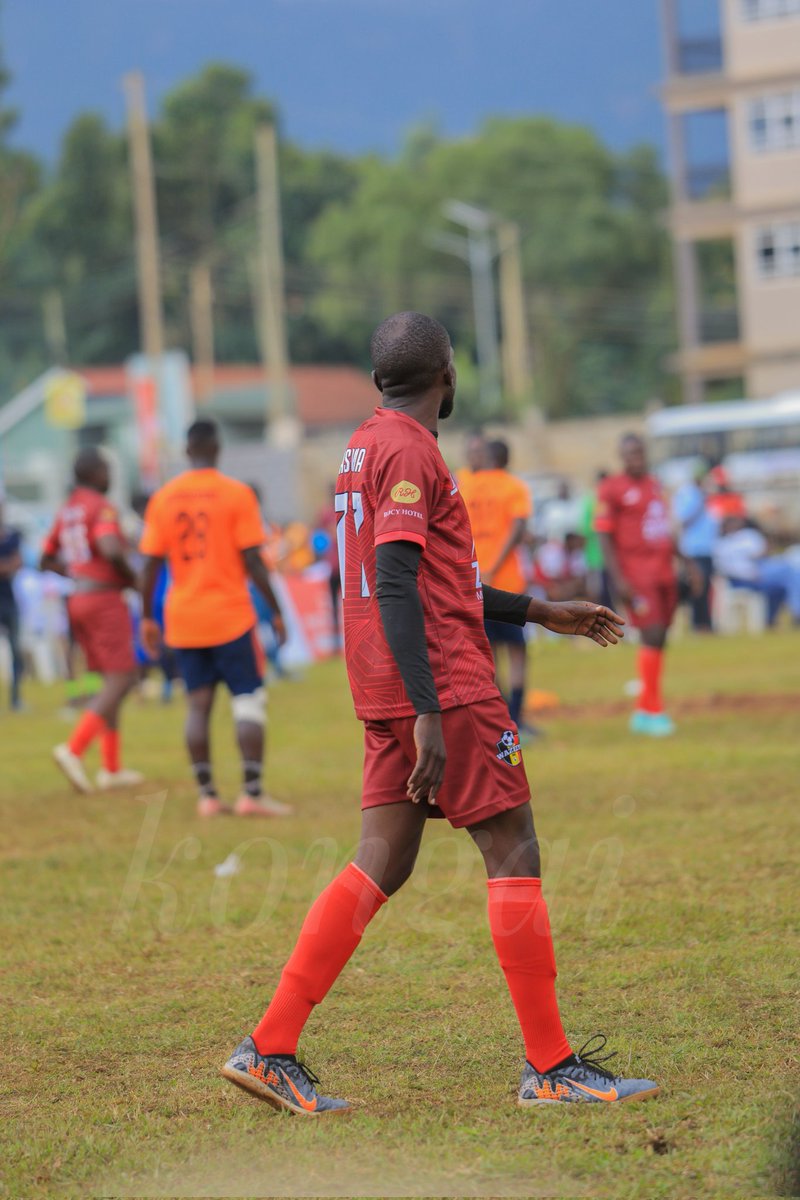 kongai_pauline's tweet image. ....❤️🤍##corporate League, Eastern tweeps do you guys have a official photographer for  August 😜 😂📸oba