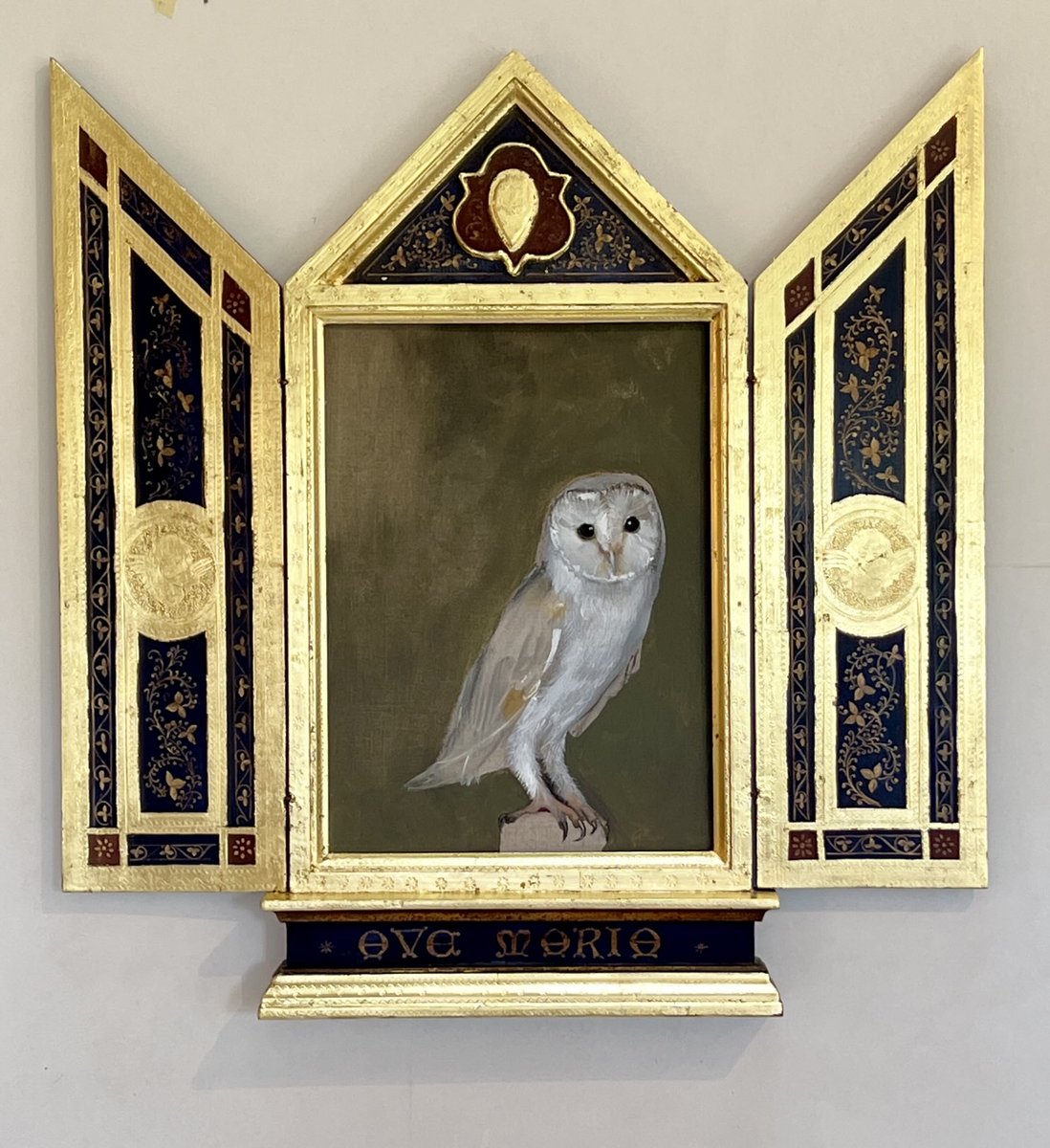 lizaadamczewski's tweet image. Don’t let the darkness swallow you up. #BarnOwl #Shrine