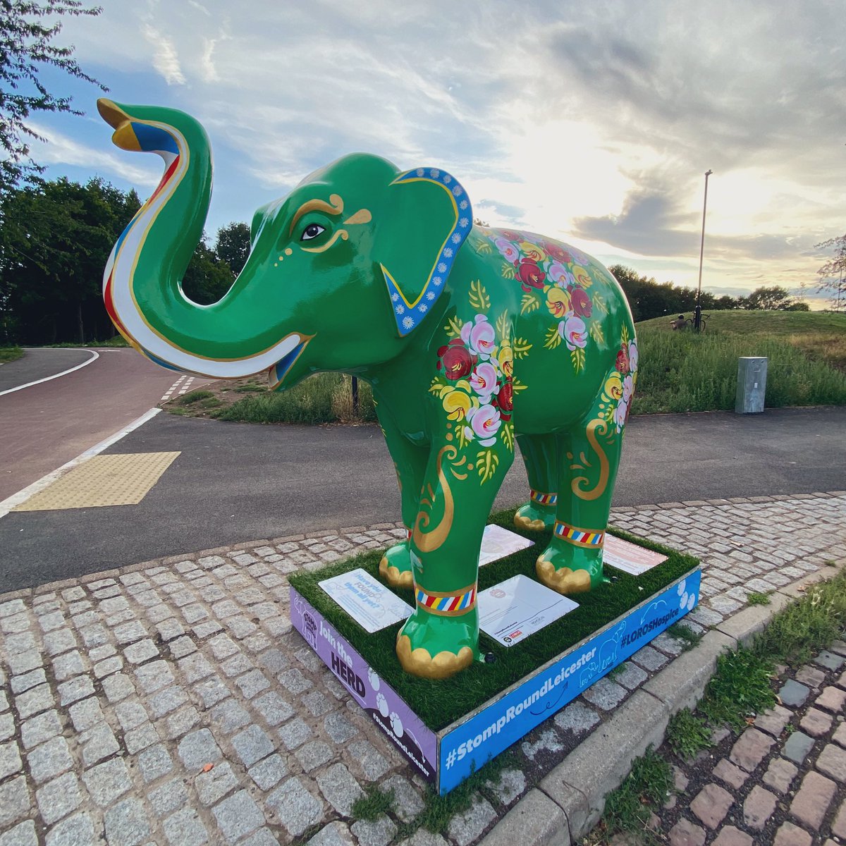 Leigh Spencer (@leigh984) on Twitter photo Amazing what you find at the rally in #Leicester from ducks to swans and a <a href="/LOROSHospice/">LOROS Hospice</a> #StompRoundLeicester elephant <a href="/visit_leicester/">Visit Leicester</a> <a href="/BBCLeicester/">BBC Leicester</a> <a href="/DocMediaCentre/">Documentary Media Centre</a> <a href="/AnnaWeather/">Anna Church</a> Amazing what you find at the rally in #Leicester from ducks to swans and a <a href="/LOROSHospice/">LOROS Hospice</a> #StompRoundLeicester elephant <a href="/visit_leicester/">Visit Leicester</a> <a href="/BBCLeicester/">BBC Leicester</a> <a href="/DocMediaCentre/">Documentary Media Centre</a> <a href="/AnnaWeather/">Anna Church</a>
