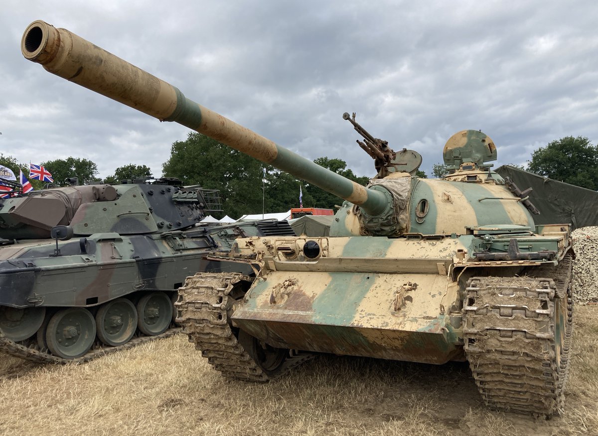 PhilLoder's tweet image. Tuesday Tank: some of the multinational armour that was at the Capel Military Show a couple of weeks ago, including a Soviet T-54, British Chieftain, US M5A1 Stuart and German Leopard 1A1A4. @Burntime0101 @milmodelscene @USAS_WW1 @agbdrilling #TankTuesday