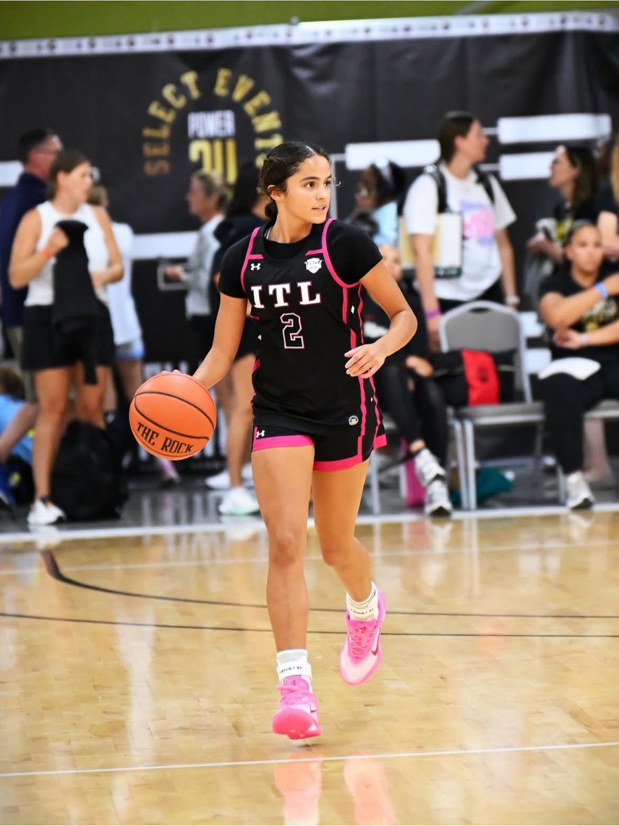MadyWalker02's tweet image. That’s a wrap on Summer AAU!  Thankful for my @ITLTexas team mates and coaches. Time to lock in and get ready for our first season together as @Raiders_GBB 💜