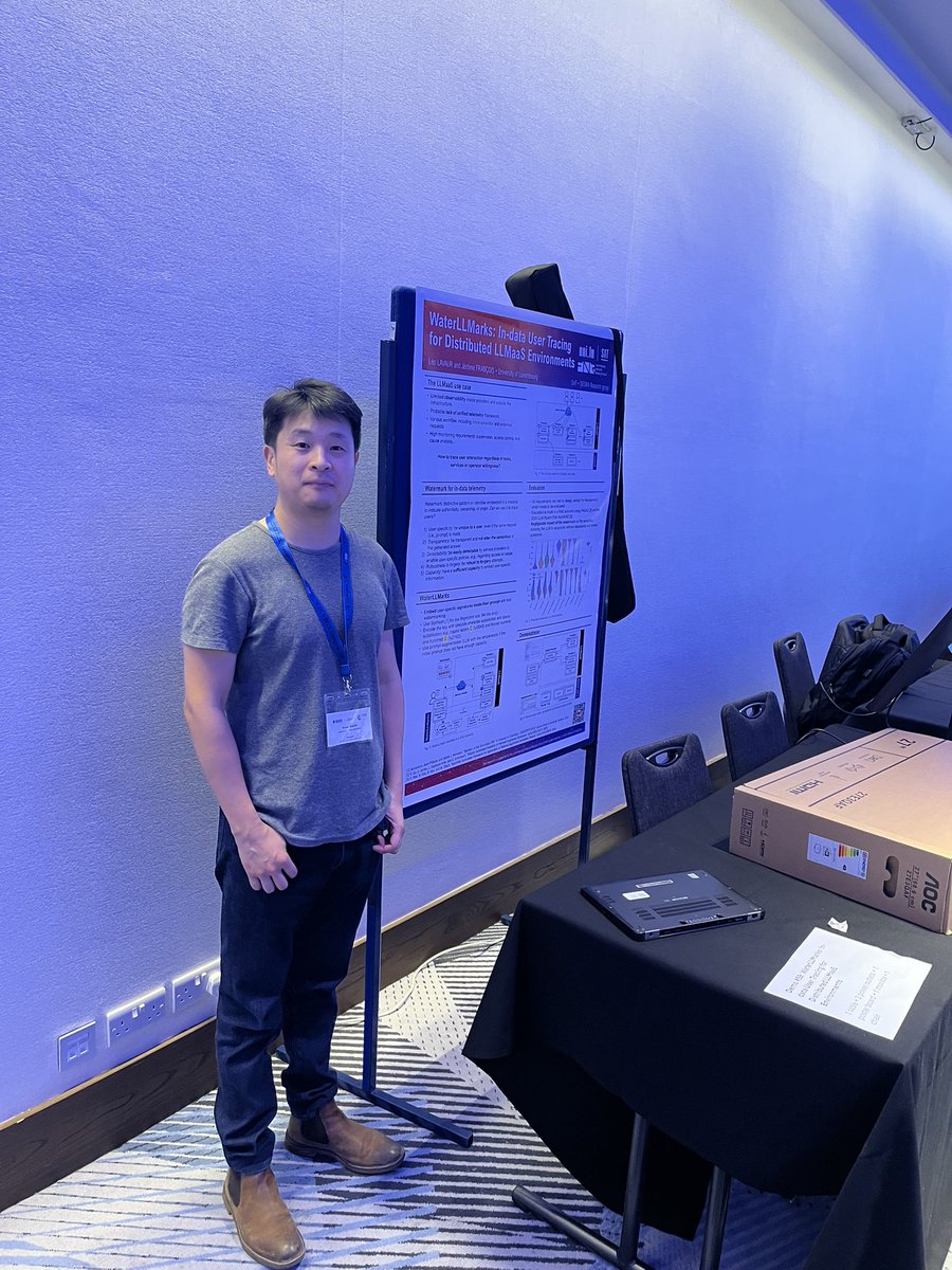 Iadh Ounis (@iadh) on Twitter photo Delighted to see my former PhD student at <a href="/ir_glasgow/">Glasgow IR Group</a> and <a href="/GlasgowCS/">UofG Computing Science</a> Jingmin Huang, now a lecturer at the University of Southampton; Jingmin served as Demo Co-Chair at #ICDCS2025. Great to catch up at the conference! Delighted to see my former PhD student at <a href="/ir_glasgow/">Glasgow IR Group</a> and <a href="/GlasgowCS/">UofG Computing Science</a> Jingmin Huang, now a lecturer at the University of Southampton; Jingmin served as Demo Co-Chair at #ICDCS2025. Great to catch up at the conference!