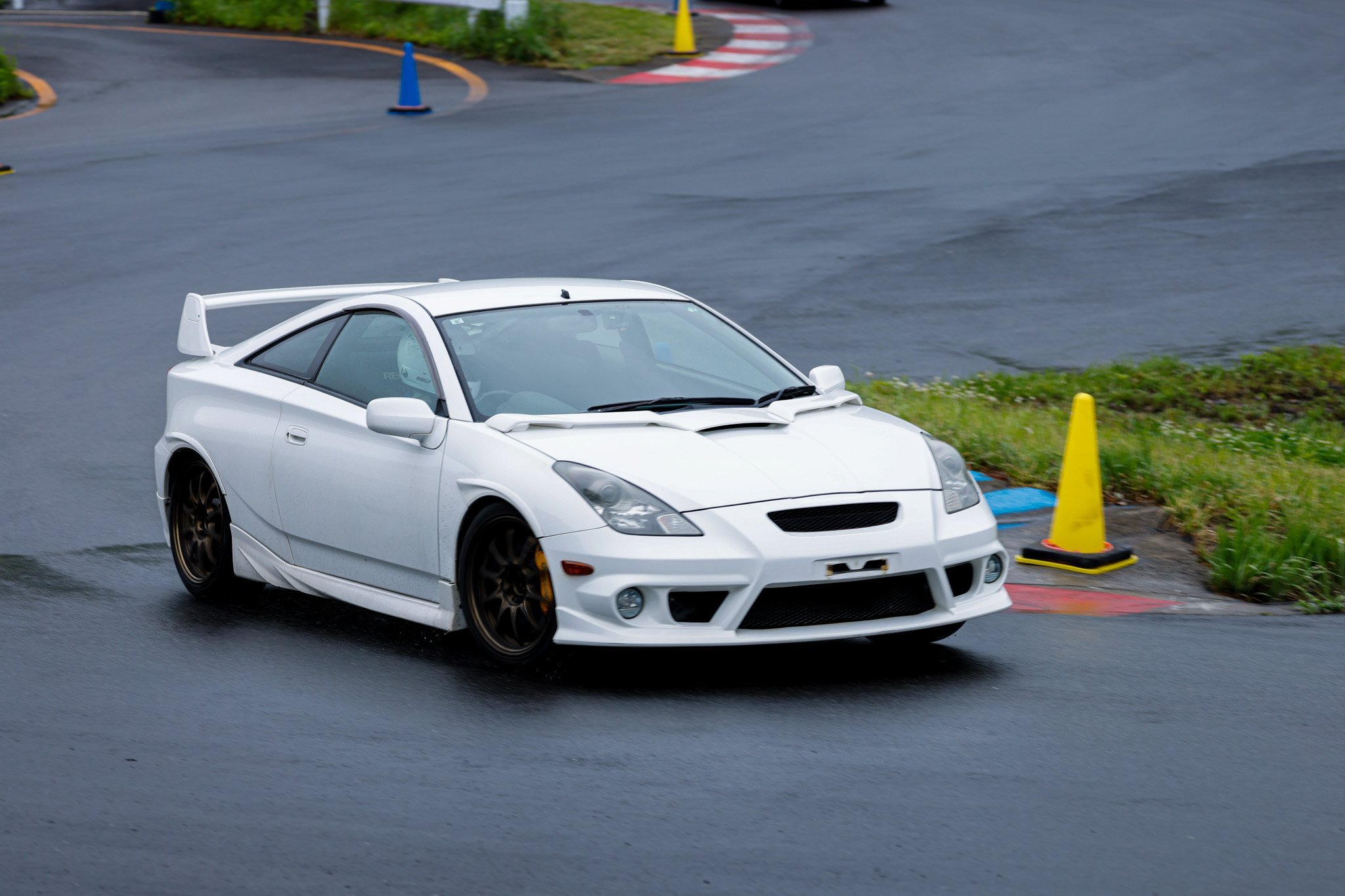写真　イ・ドンウク 大型の暴力的な加速クセになりそう💨💨💨💨 #xjr #xjr400