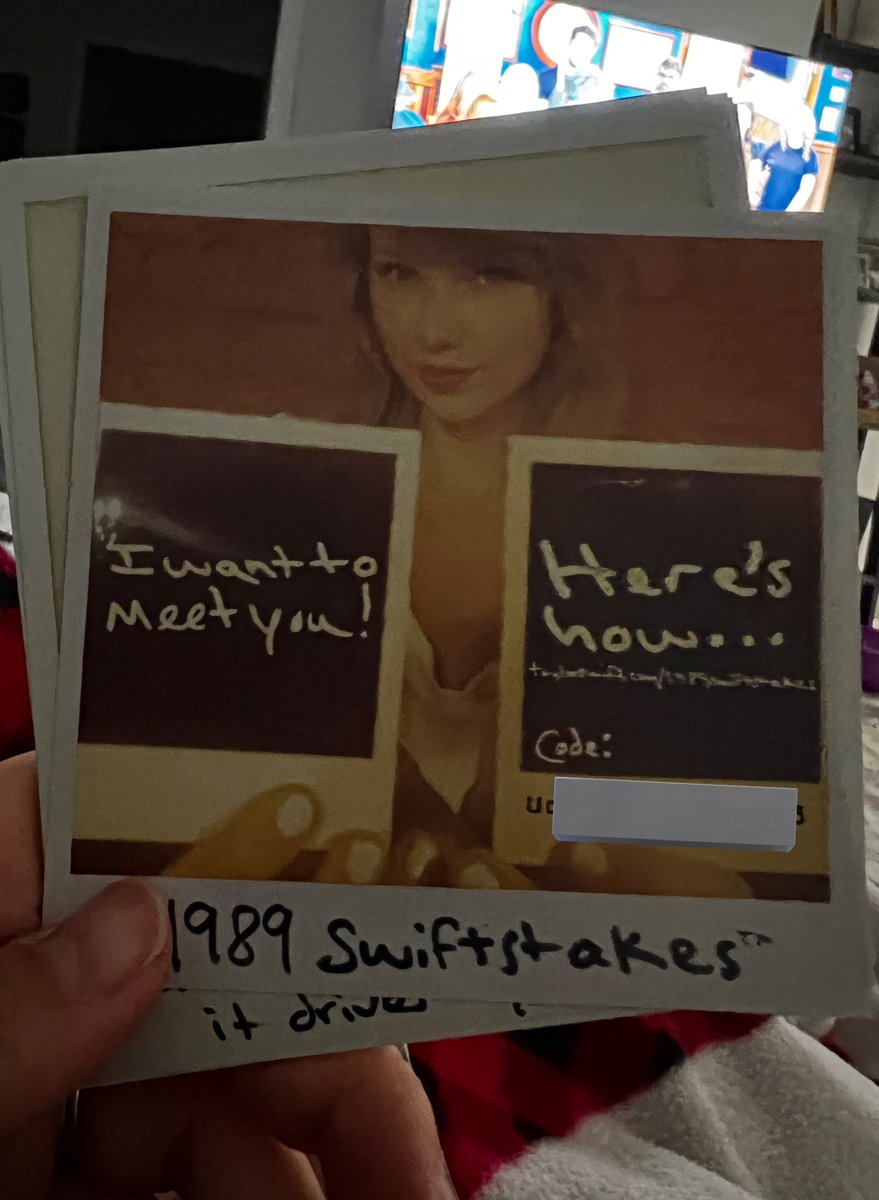 itsfearlesshn13's tweet image. welcome home, 1989🩵
p.s. it's my husband's favorite album
#1989EraTSTheErasTour
@taylornation13