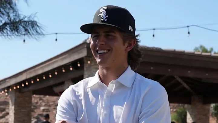 ChuckGarfien's tweet image. Two days after being drafted, Billy Carlson was already texting videos of his swing adjustments to White Sox scouting director Mike Shirley.
“He’s that engaged…He’ll do whatever it takes to be a really good player.”
Shirley on the White Sox 2025 draft!
tr.ee/81P05O2sYc