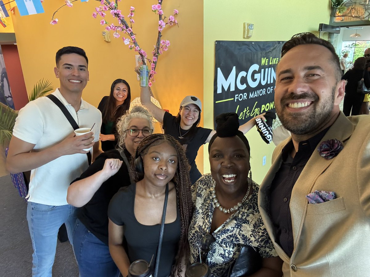 MikeMcGPontiac's tweet image. A great time with great people at a great business in a great city. ❤️🌿 #LetsGoPontiac