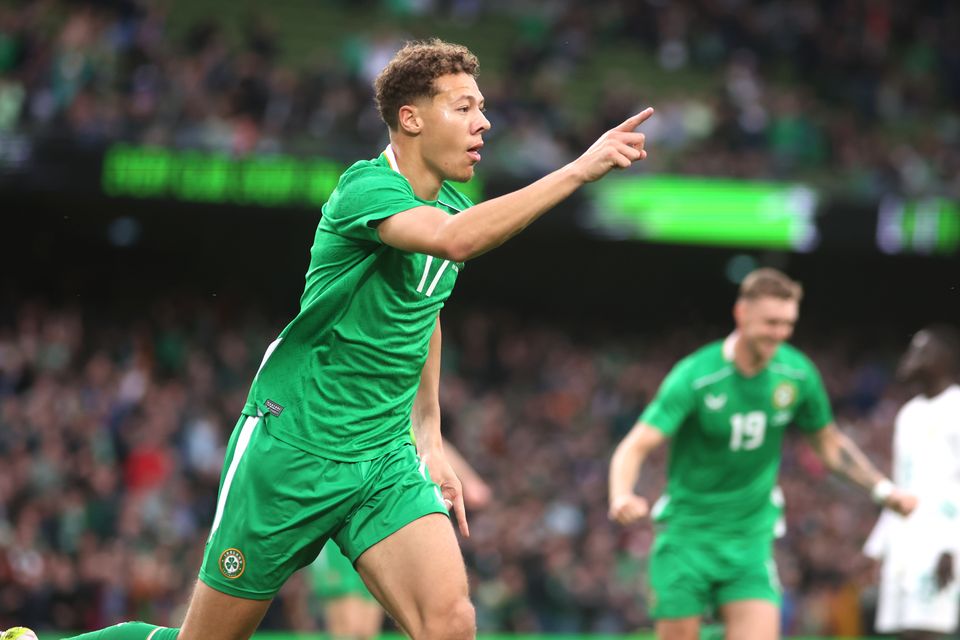 LRoar_Pod's tweet image. With Chiedozie Ogbene finally back in action after a long spell out, the competition for the right wing spot could be set to heat up ahead of September!
Ogbene, Mikey Johnston, Festy Ebosele and Kasey McAteer are all potentially exciting options for Heimir Halgrímsson to choose…