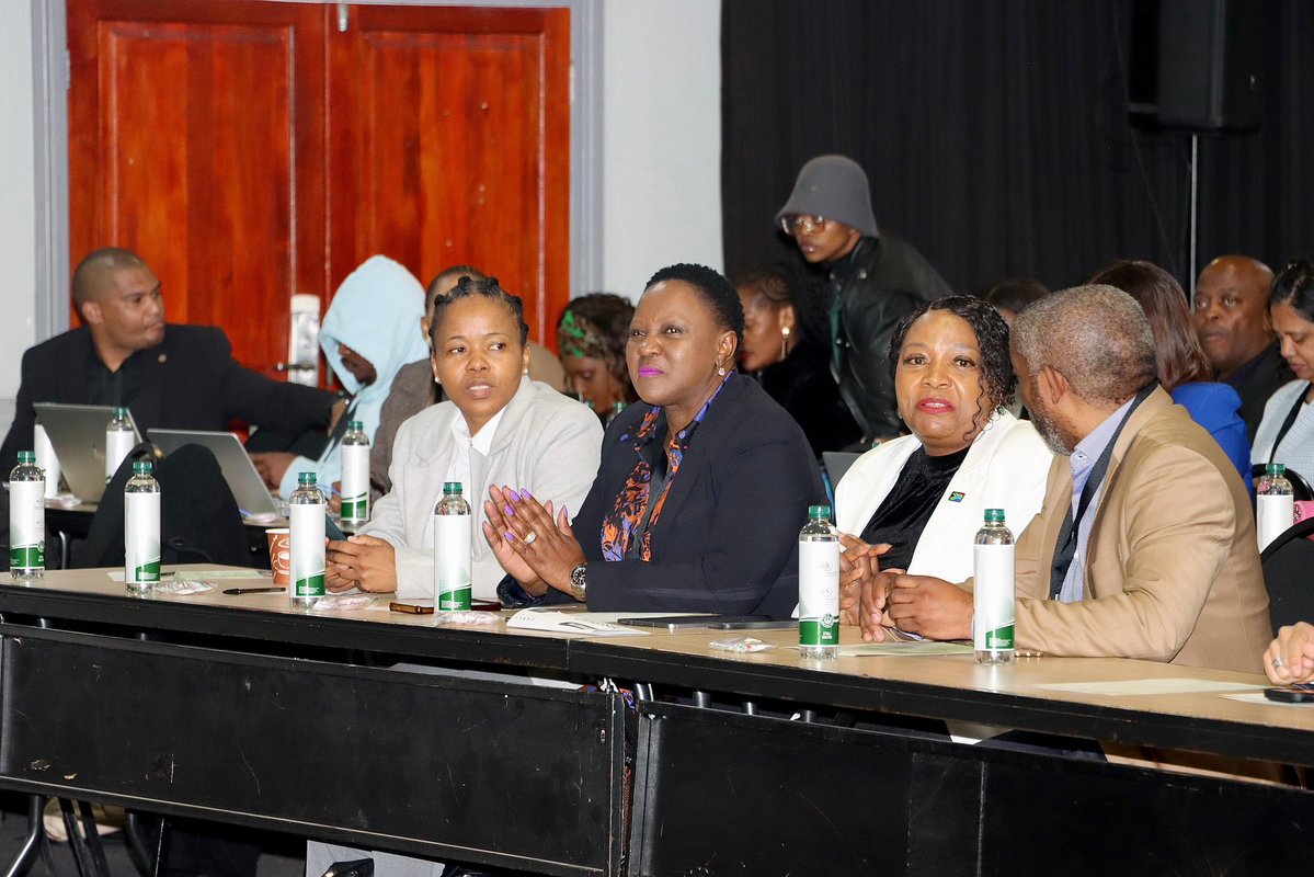 DSBD_SA's tweet image. IN PICTURES | Inaugural G20 SME Ministerial Meeting in Johannesburg.
#startup20 #su20 #g20 #midtermengagement #entrepreneurship #startup #msme #inclusion #sustainability #africarising #innovationeconomy #policyleadership #dsbd #sedfa #dsti #22OnSloane #leadershipinaction…