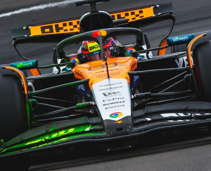 laurogeitabat's tweet image. Oscar on the MCL39:
"There's things regarding car set-up and balance that I try to avoid, and some things I struggle with on how I like the car to behave. The sometimes unpredictable nature of the car is not the most pleasant. But we've done a very good job of dialing that out."