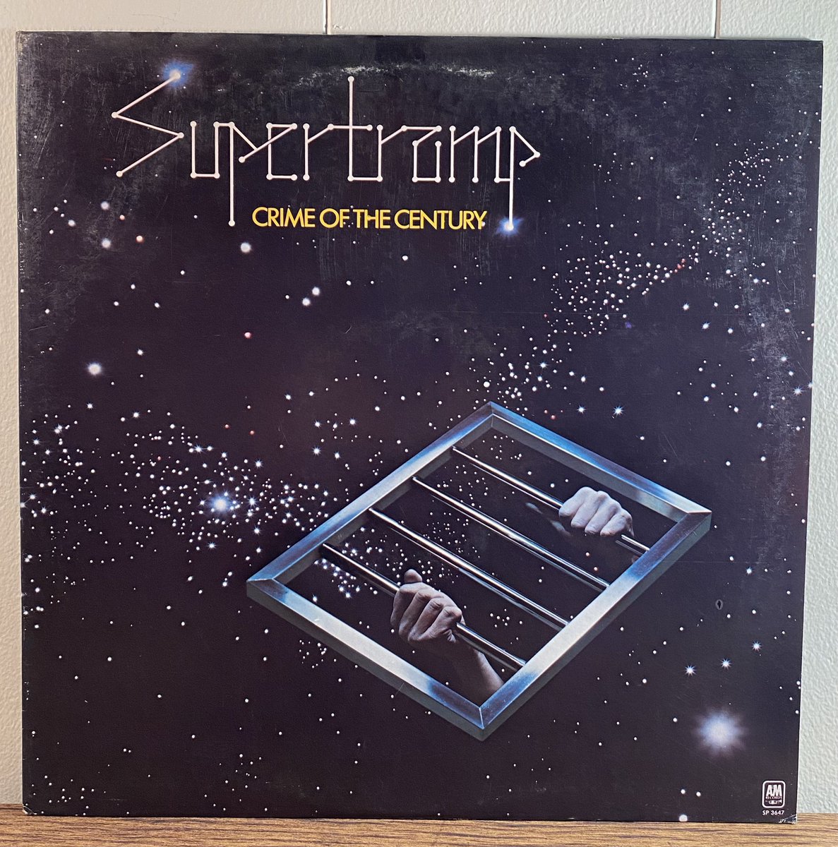 musicmaned's tweet image. Happy 81st Birthday to Rick Davies, founder/keyboardist for Supertramp!
BOTD in 1944
Listening to:
Crime of the Century
Supertramp
Third studio LP
1974.
8 Tracks:
School
Bloody Well Right
Hide In Your Shell
Asylum
Dreamer
Rudy
If Everyone Was Listening
Crime of the Century
