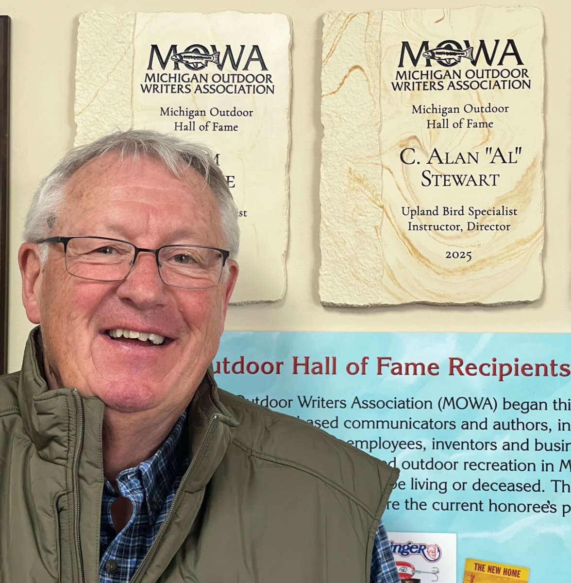 Hillsdale's tweet image. Al Stewart, director of Hillsdale College’s Nimrod Education Center, has been inducted into the Michigan Outdoor Hall of Fame by the Michigan Outdoor Writers Association! 🏅
With over 50 years of dedicated service in wildlife conservation—including leadership @MichiganDNR and…