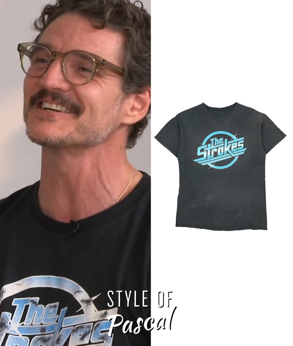 DIVO!
O ator Pedro Pascal apareceu em uma entrevista usando uma camisa do The Strokes!