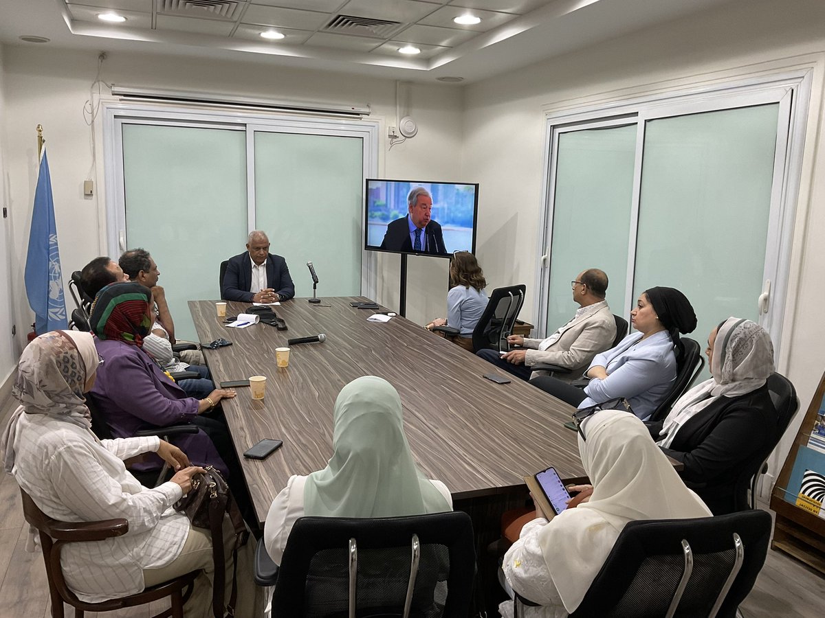 UNEgypt's tweet image. #NowHappening
In Cairo, Egypt, @uniccairo, in collaboration with the Egyptian Environment Association, is hosting a live viewing event for journalists to watch the @UN Secretary-General @antonioguterres’ Special Address on #ClimateAction, “A Moment of Opportunity”.