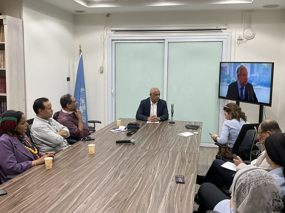 UNEgypt's tweet image. #NowHappening
In Cairo, Egypt, @uniccairo, in collaboration with the Egyptian Environment Association, is hosting a live viewing event for journalists to watch the @UN Secretary-General @antonioguterres’ Special Address on #ClimateAction, “A Moment of Opportunity”.