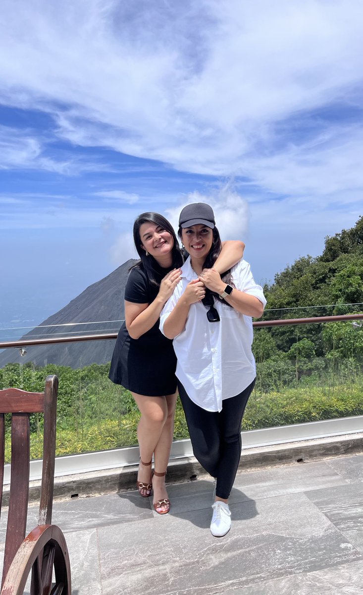 Miss Mulán! (@majorodelman) on Twitter photo ¿Saben quién está bebé?
Esta mujer preciosa, valiente, fuerte y con un corazón gigante. El ENORME regalo que me ha dado la vida al cruzarme con vos. 🥰 <a href="/LaMaitrennial/">🍃Ana con A de Antófilo🌺🪻🌷</a> ¿Saben quién está bebé?
Esta mujer preciosa, valiente, fuerte y con un corazón gigante. El ENORME regalo que me ha dado la vida al cruzarme con vos. 🥰 <a href="/LaMaitrennial/">🍃Ana con A de Antófilo🌺🪻🌷</a>