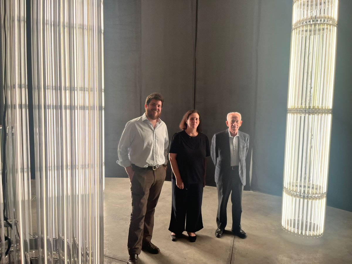 GVA Cultura (@gvacultura) on Twitter photo 🔶La SA de Cultura, Pilar Tébar, ha visitado la Colección de Arte Contemporáneo <a href="/arte_INELCOM/">Colección INELCOM</a>
✔️Esta colección cuenta con 473 obras de 129 artistas de diversas nacionalidades, desde artistas consagrados a jóvenes valores del panorama artístico
<a href="/ptebar1/">Pilar Tébar</a> 🔶La SA de Cultura, Pilar Tébar, ha visitado la Colección de Arte Contemporáneo <a href="/arte_INELCOM/">Colección INELCOM</a>
✔️Esta colección cuenta con 473 obras de 129 artistas de diversas nacionalidades, desde artistas consagrados a jóvenes valores del panorama artístico
<a href="/ptebar1/">Pilar Tébar</a>