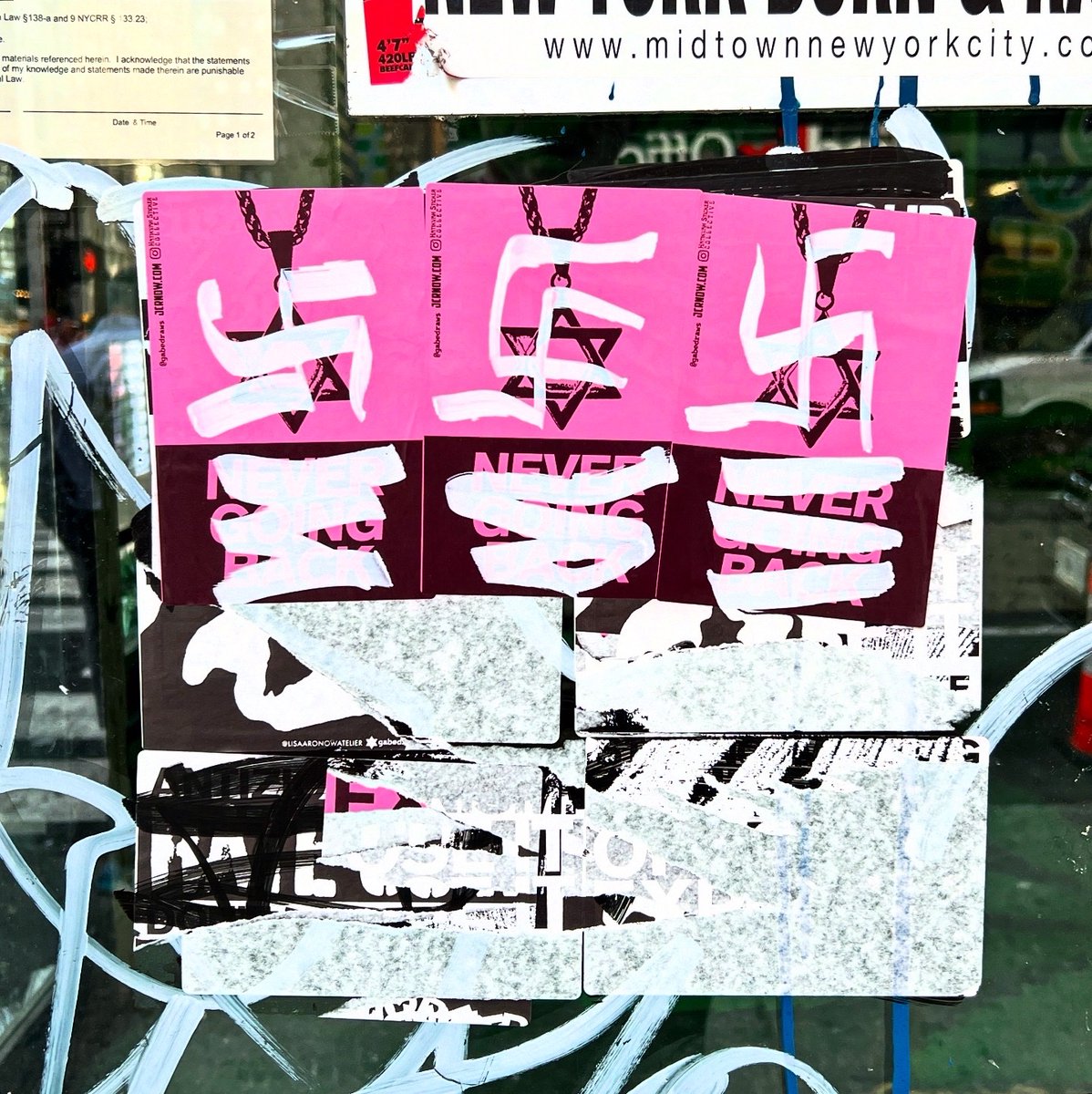 gabedrawsX's tweet image. Welcome to #NewYork. ✡︎ 🇮🇱 ✡︎ 36th Street and 7th Avenue, 9:15 AM. 🚨 If you can’t see it, you don’t WANT to see it.
Yes, I’m reporting it. Of course. Because if you don’t report, the numbers on antisemitic hate crimes will look artificially low. Take the time and report…