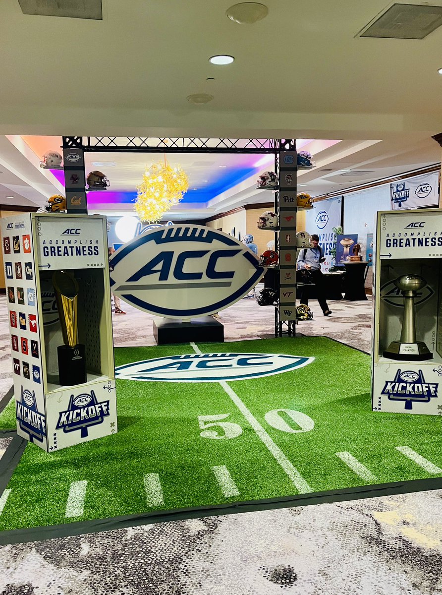 seniorbowl's tweet image. Caught in the Hurricane at ACC Media Days with @CanesFootball standouts Wesley Bissainthe and Ahkeem Mesidor. #GoCanes #TheDraftStartsInMobile