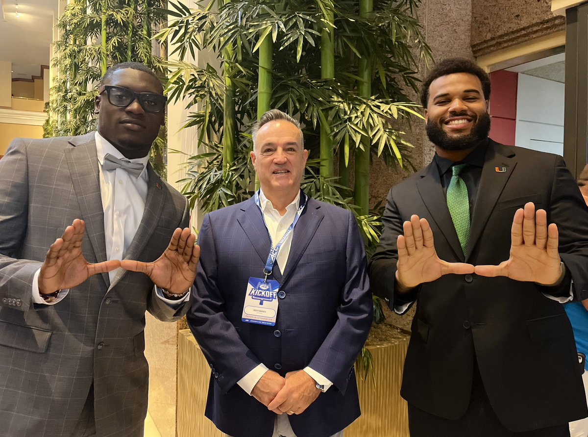 seniorbowl's tweet image. Caught in the Hurricane at ACC Media Days with @CanesFootball standouts Wesley Bissainthe and Ahkeem Mesidor. #GoCanes #TheDraftStartsInMobile