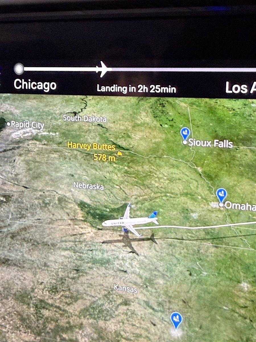 millerIowlife's tweet image. united inflight map keeps trying to make me look at “harvey butts”