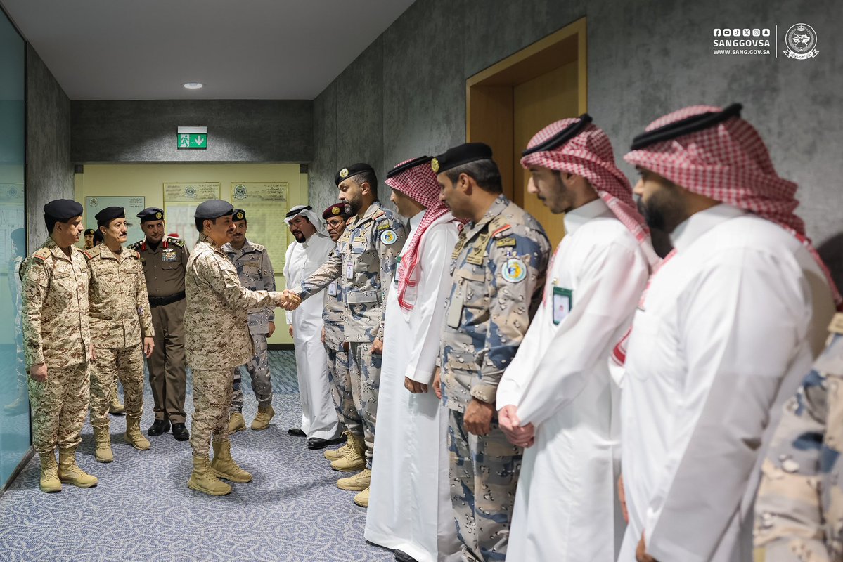 sanggovsa's tweet image. معالي رئيس الجهاز العسكري بـ #وزارة_الحرس_الوطني الفريق الركن صالح الحربي، يزور موقع تمرين (استمرار1-47) في مجال إدارة المخاطر والطوارئ واستمرارية الأعمال بحضور وفد من وزارة الداخلية ومجلس المخاطر الوطنية؛ وذلك للاطلاع على سير العمل وخطط الاستجابة المفعّلة خلال التمرين.