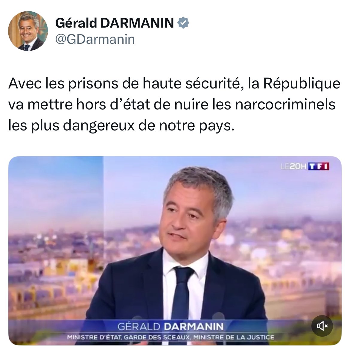 realmarcel1's tweet image. Il croit vraiment à ce qu’il dit cet imbécile qui est là depuis 8 ans sans le moindre résultat positif ?