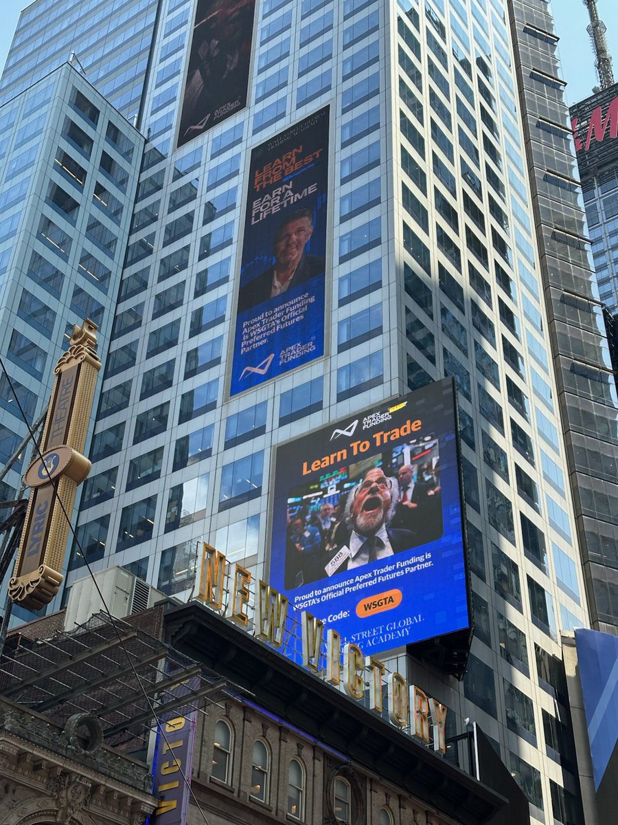 ApexTradeFund's tweet image. It’s been an incredible day on Wall st and Times Square with Wall Street Global Trading Academy!
#newtothesquare #apextraderfunding #futures #futurestrading #daytrading #wallst
