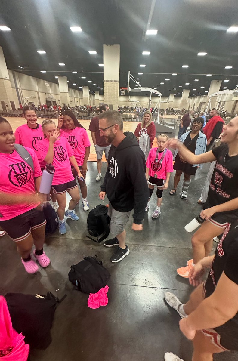 Mia Alexander💫 tweet media