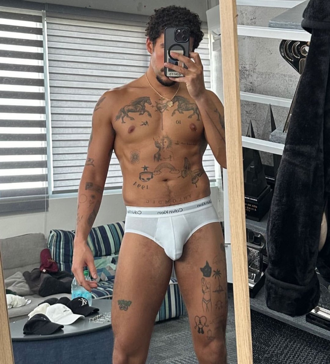 TheAssembly2030's tweet photo. #BadBunny 
Shadai 🔥 https://t.co/Cra71xnJky