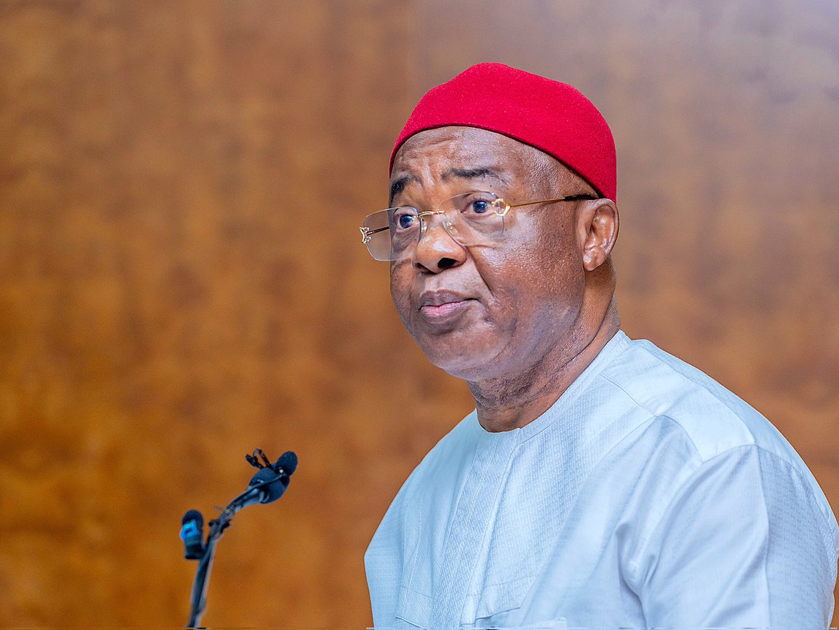 Hope_Uzodimma1's tweet image. In recognition of the fact that sustainable peace and security in our border communities, as well as effective cooperation with our neighboring States, are crucial to the socio-economic development of Imo State, I have reconstituted the Imo State Boundary Committee, to be chaired…
