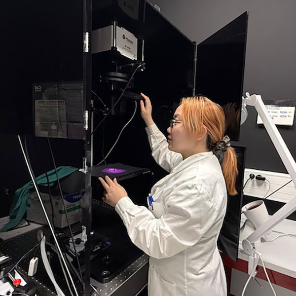 By combining #AI with infrared-emitting nanoparticles, researchers have devised a way to map the temperature of living tissues in three dimensions, creating a more cost effective #bioimaging system, compared to current schemes. 

Read the OPN story: bit.ly/4lE5mhT