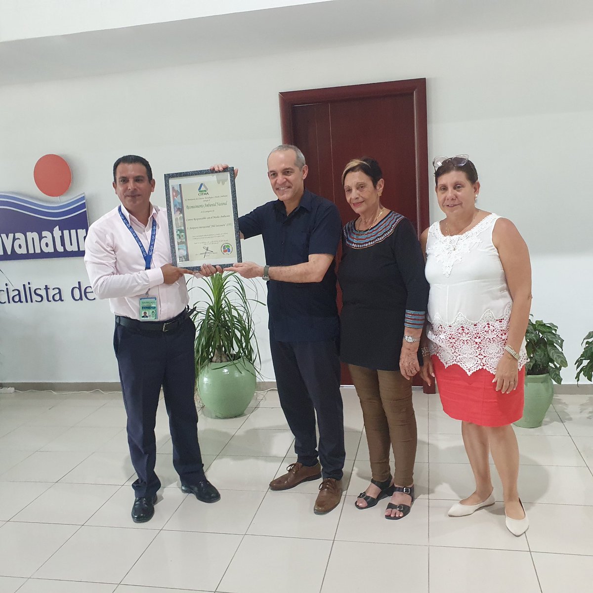 Armando (@armandorguezb) on Twitter photo Recibe Aeropuerto Internacional "Abel Santamaría" Reconocimiento Ambiental Nacional #RAN q entrega <a href="/citmacuba/">Ministerio de Ciencia, Tecnología y Medio Ambiente</a>. Felicitaciones a sus trabajadores y directivos en especial a Gretel, Yanislei, Luisito y Lester, su Director. Ustedes prestigian el #MedioAmbiente en #Cuba! <a href="/MitransCuba/">Ministerio del Transporte de Cuba</a> Recibe Aeropuerto Internacional "Abel Santamaría" Reconocimiento Ambiental Nacional #RAN q entrega <a href="/citmacuba/">Ministerio de Ciencia, Tecnología y Medio Ambiente</a>. Felicitaciones a sus trabajadores y directivos en especial a Gretel, Yanislei, Luisito y Lester, su Director. Ustedes prestigian el #MedioAmbiente en #Cuba! <a href="/MitransCuba/">Ministerio del Transporte de Cuba</a>