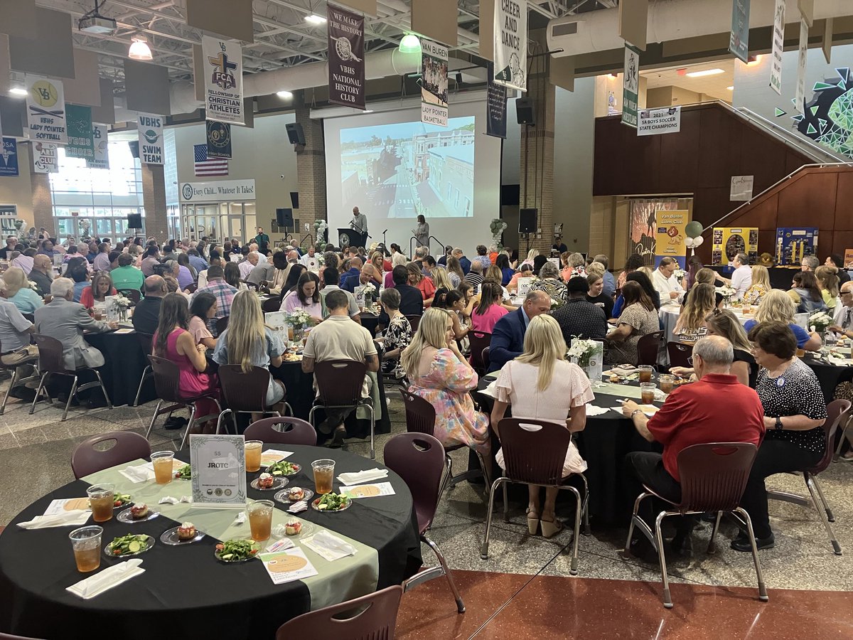 Van Buren Mayor’s Prayer Breakfast Tuesday at VBHS had 350 guests to hear Shay Mooney from the Country duo, Dan and Shay