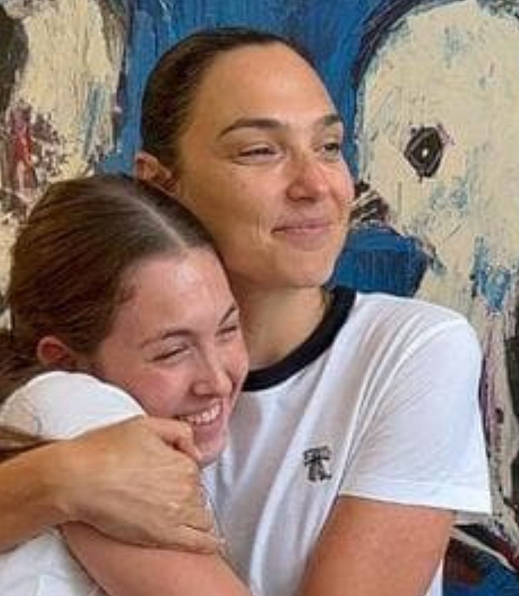 streetwize's tweet image. Gal Gadot hugs captivity survivor Naama Levy in their meeting today . There are no words to describe the emotional moment of this photo .
Gal said :
"You are amazing, each one of you , I can't believe how you did it," and you did it and you are here, and you continue, and…