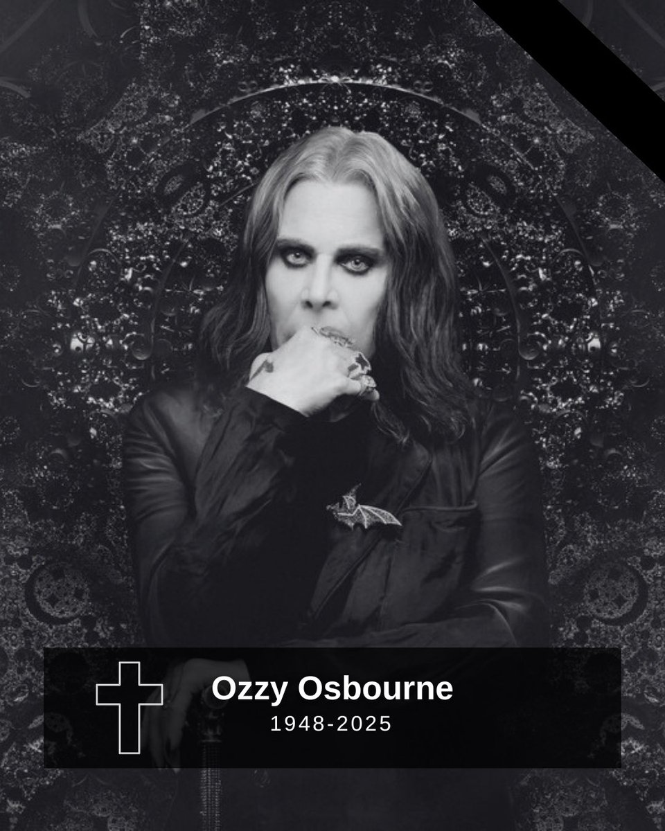novinkycz's tweet image. 🕊️ Zemřel britský zpěvák a hudebník Ozzy Osbourne, informují světová média. Jen dva týdny po svém posledním koncertu v kariéře, který se odehrál 5. července v Birminghamu. Bylo mu 76 let. Proslavil se zejména jako frontman skupiny Black Sabbath.
👉 novinky.cz/clanek/kultura…