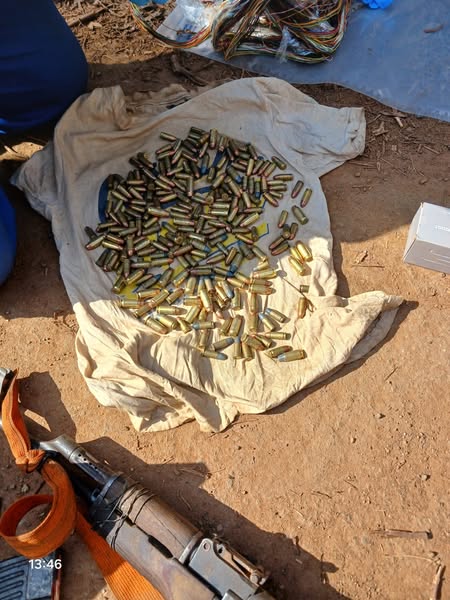 _ArriveAlive's tweet image. 243 Suspects arrested and 530 rounds of ammunition seized during Vala Umgodi operations over the past week
tinyurl.com/23f5wa33
#ArriveAlive #Crime #GunsOffTheStreets @SAPoliceService