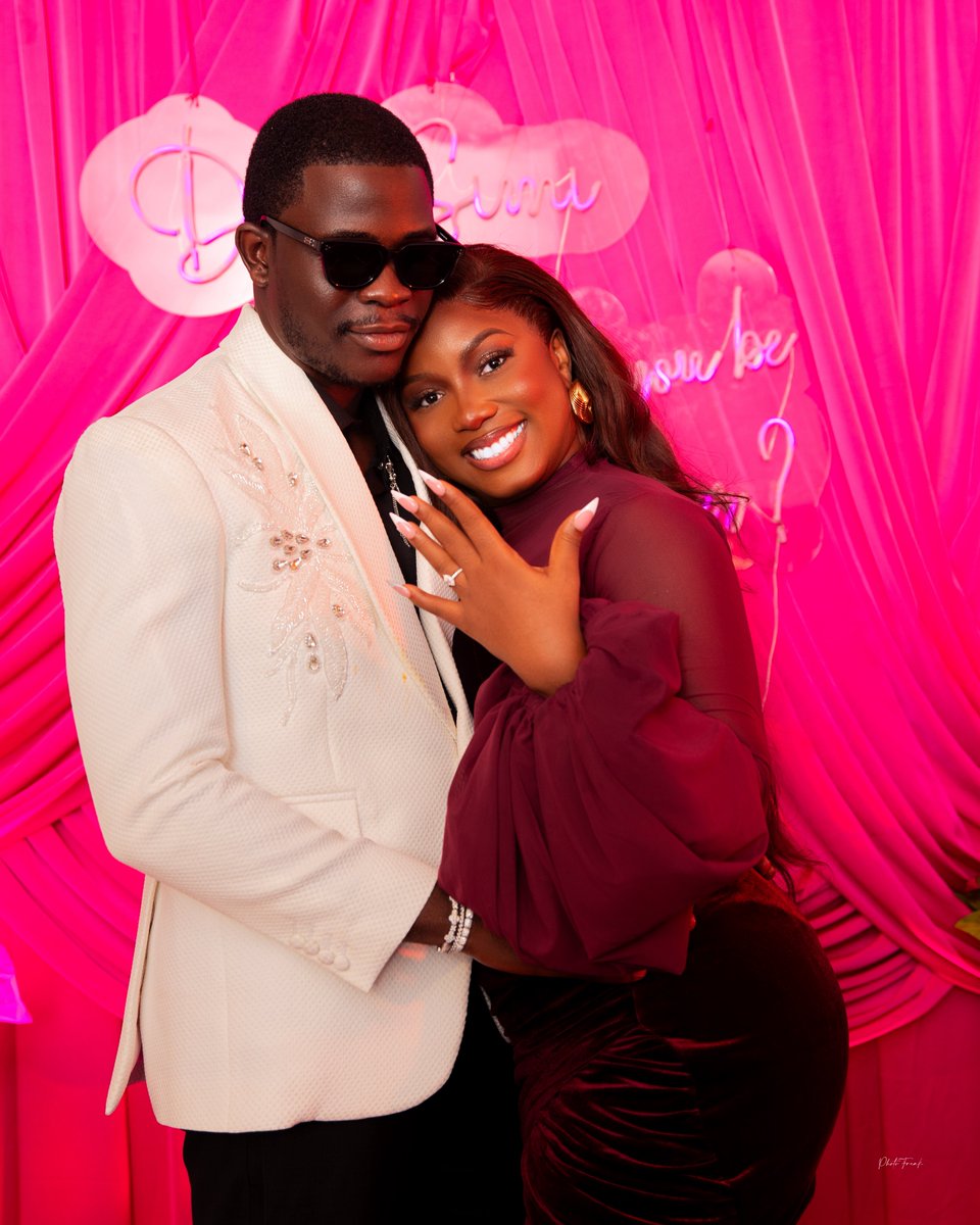 femi_dapson's tweet image. I just dey happy like Mumu 😩
I go sell ticket to this wedding aje!