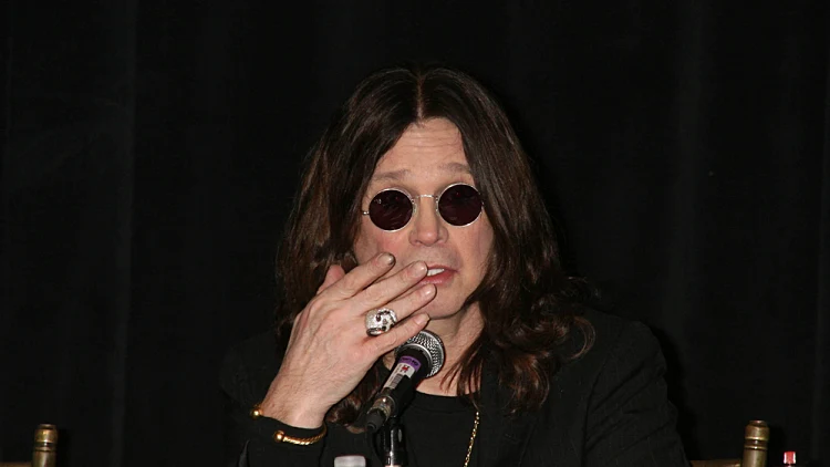 newsisrael13's tweet image. אוזי אוסבורן, סולן להקת Black Sabbath, הלך לעולמו בגיל 76
bit.ly/4kOoNmX