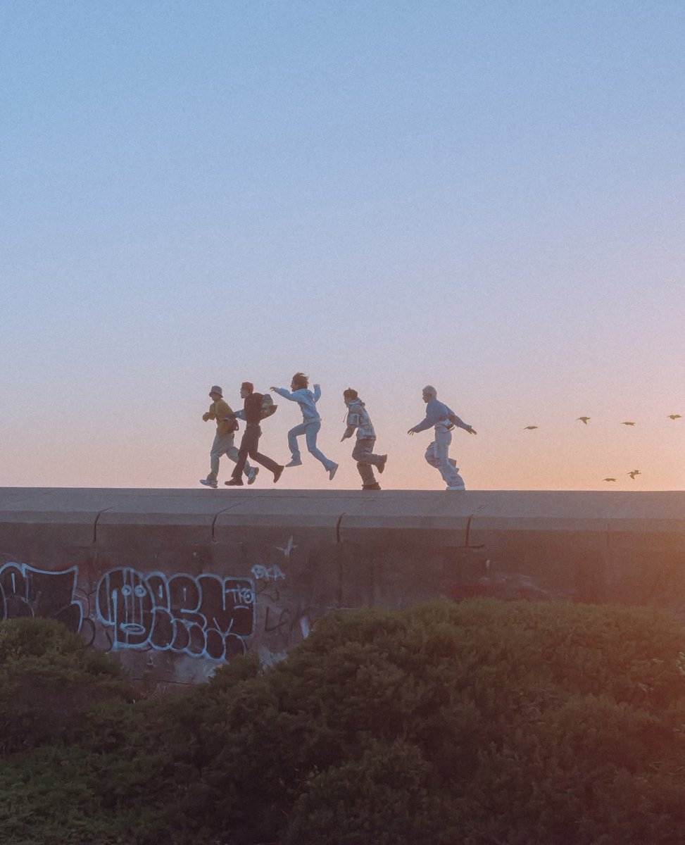 “How I wish na, we came from a big company. Na mayaman ung kompanya namin, to show the fans ung pinaka the best na show na maibigay namin sa kanila to make them happy. But, unfortunately, hindi namin kaya this time.”

—SB19 Ken, Pagtatag! The Documentary

---

When Ken mentioned