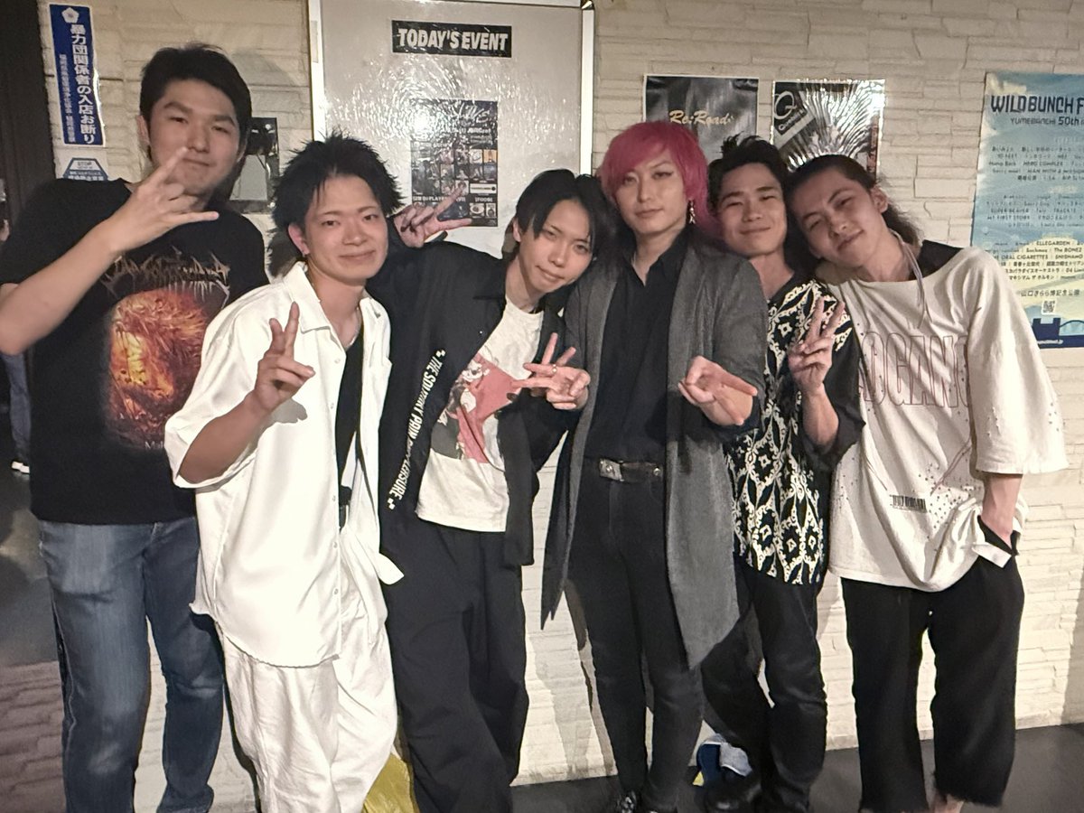 k77_ih's tweet photo. めっちゃ更新遅くなりましたが、S.S.Sありがとうございました‼️
ステージから見たあの景色は今までやってきたことが間違いではなかったことの証明でであったと思います。もっとでかい場所でもっといい景色が見れるそんな気もします。また見届けに来てください。
 #魔王魂 さんありがとうございました‼️ https://t.co/xKcCsTA4dU