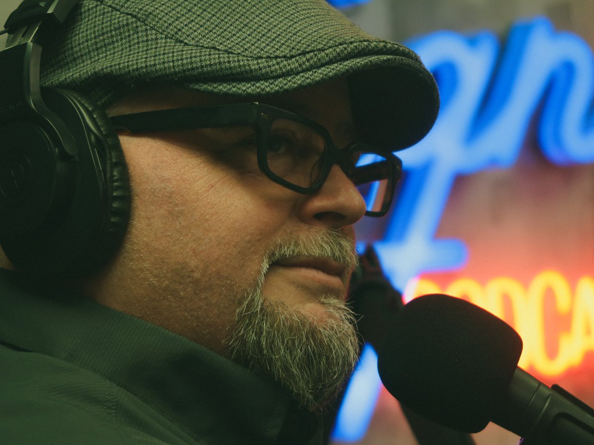Wensco_Sign's tweet image. Ep 74: Scott Cutcher of Kor Visual Group stopped by to help derail this episode before it even got started. Lotta laughs here. On the (slightly) serious side, Scott and the boys talk what makes a fair and successful partnership, warranties, and guarantees.

#ledsignage
