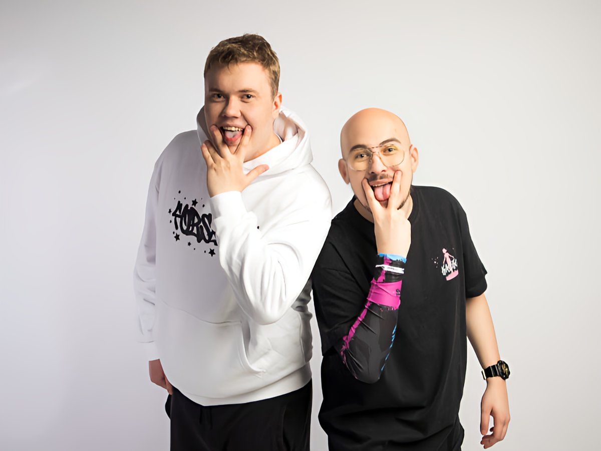 Lekko odświeżona fota duetu <a href="/odi11_LOL/">Odi11</a> &amp; <a href="/KasekoEB/">Kaseko</a>: