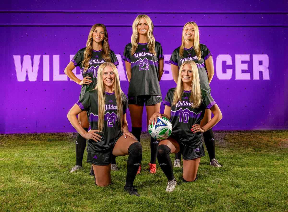 wsusoccer's tweet image. 𝓐𝓵𝓵 𝓫𝓵𝓪𝓬𝓴 𝓮𝓿𝓮𝓻𝔂𝓽𝓱𝓲𝓷𝓰 🖤

#WeberStateGreat