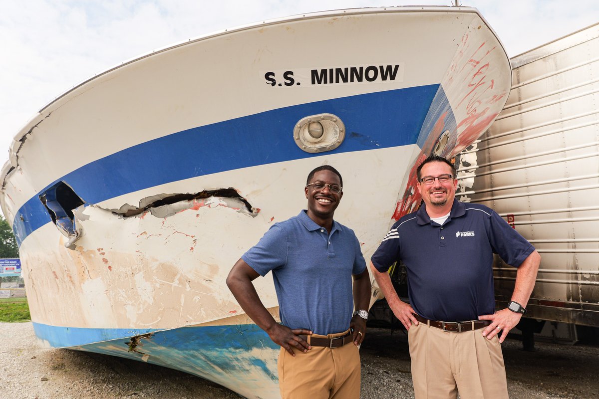 DavidCrowleyWI's tweet image. This morning, we marked a unique moment in Milwaukee County’s history by kicking off the auction of “Deep Thought,” the now-infamous boat that sat abandoned along Milwaukee’s lakefront for months and captured the curiosity of residents across the county.
This auction isn’t just…