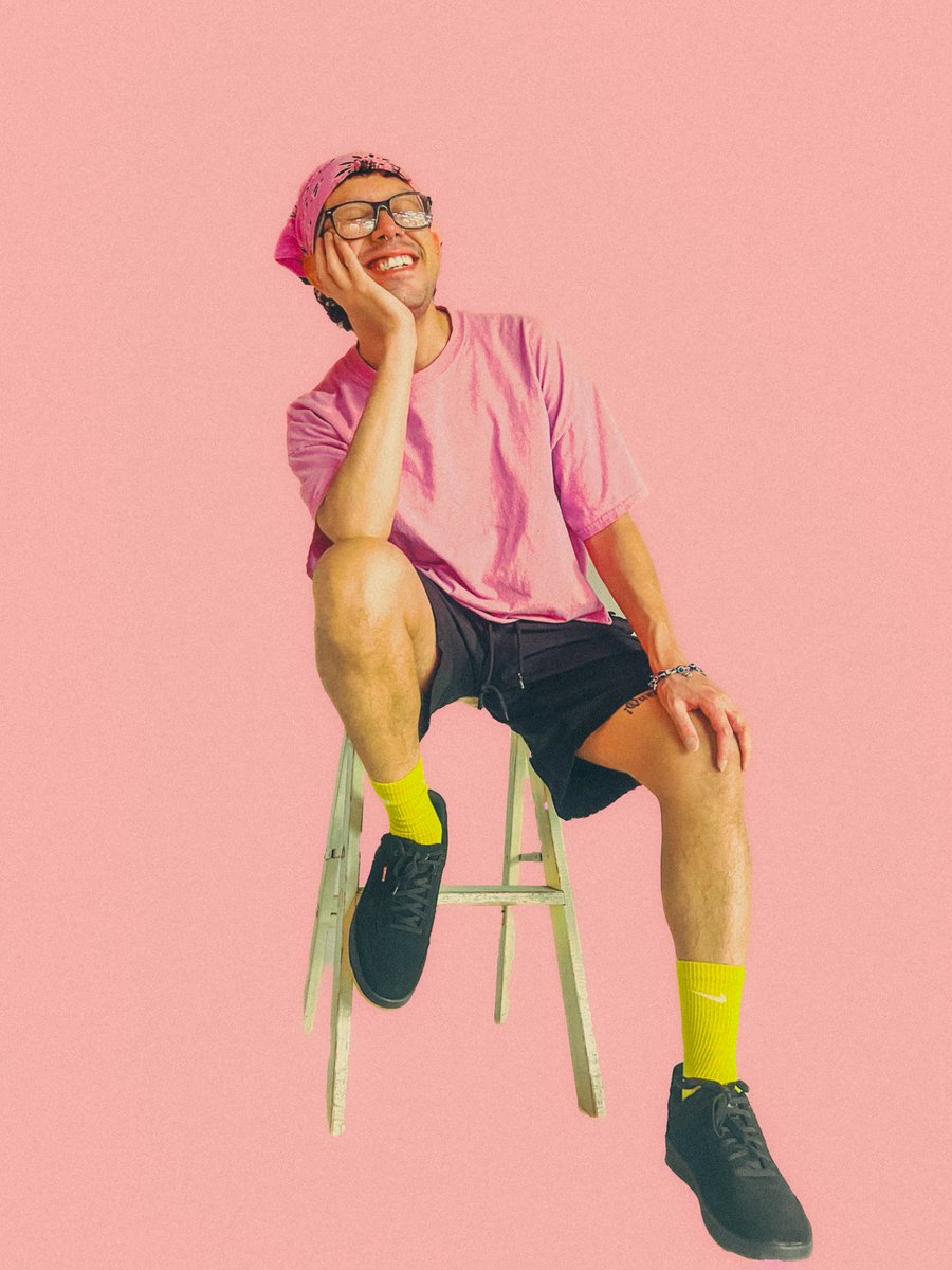 MfknGhost's tweet photo. SummerBoy ✨ https://t.co/7ENdNqYpXs