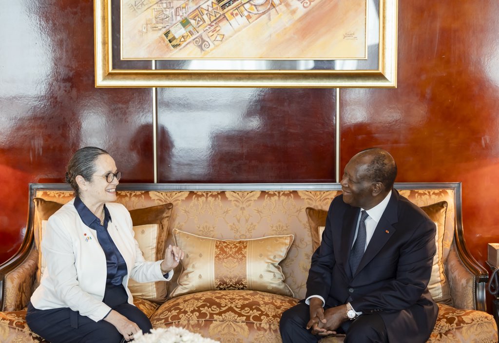 Presidenceci's tweet photo. 𝐋𝐞 𝐂𝐡𝐞𝐟 𝐝𝐞 𝐥’É𝐭𝐚𝐭 𝐚 𝐞𝐮 𝐮𝐧 𝐞𝐧𝐭𝐫𝐞𝐭𝐢𝐞𝐧 𝐚𝐯𝐞𝐜 𝐥’𝐀𝐦𝐛𝐚𝐬𝐬𝐚𝐝𝐞𝐮𝐫 𝐝’𝐈𝐬𝐫𝐚ë𝐥 𝐞𝐧 𝐂ô𝐭𝐞 𝐝’𝐈𝐯𝐨𝐢𝐫𝐞

Retrouvez l’intégralité de la Note d'information en cliquant sur le lien ci-dessous : ⤵️

https://t.co/zQZeijksW0 https://t.co/vHBu6M1CND