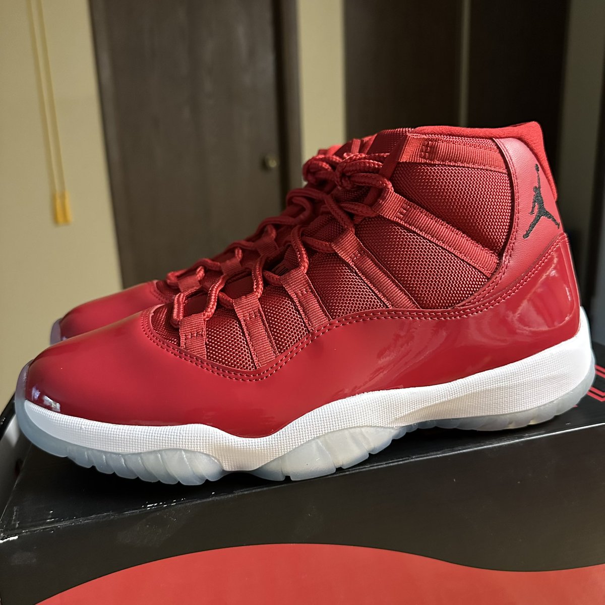 2Two_Nice's tweet image. FOR SALE: Jordan 11 Gamma, 2011 Concord w/ SP, Win like 96.
All DS
SIZE: 11
PRIZE: $500, $430 and $330. Prices negotiable plus shipping east coast, west coast add $10.
Please don’t waste both of our time.
Feel free to ask any questions.
Thank you.
#AVillainsCloset
